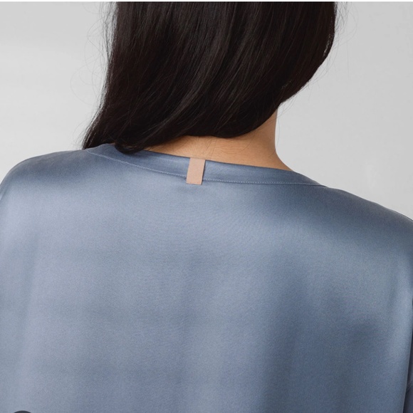 LUNYA BNWT Washable Silk Tee Short Set in Pastoral Blue Size XL - Picture 3 of 5